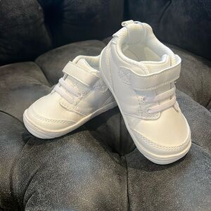 White toddler christening baptism shoes size 5M